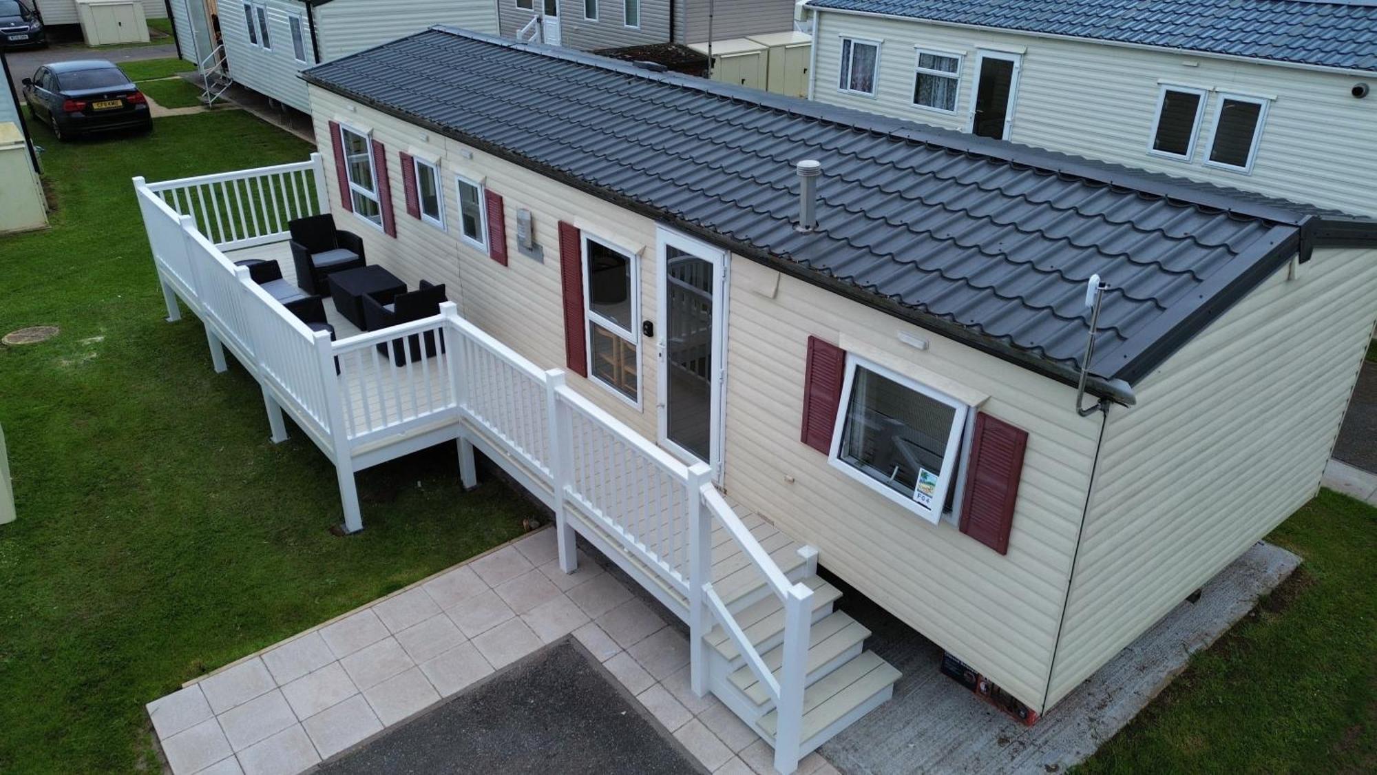 Campsite F04 Sands 4 Bedroom 8 Berth Static *